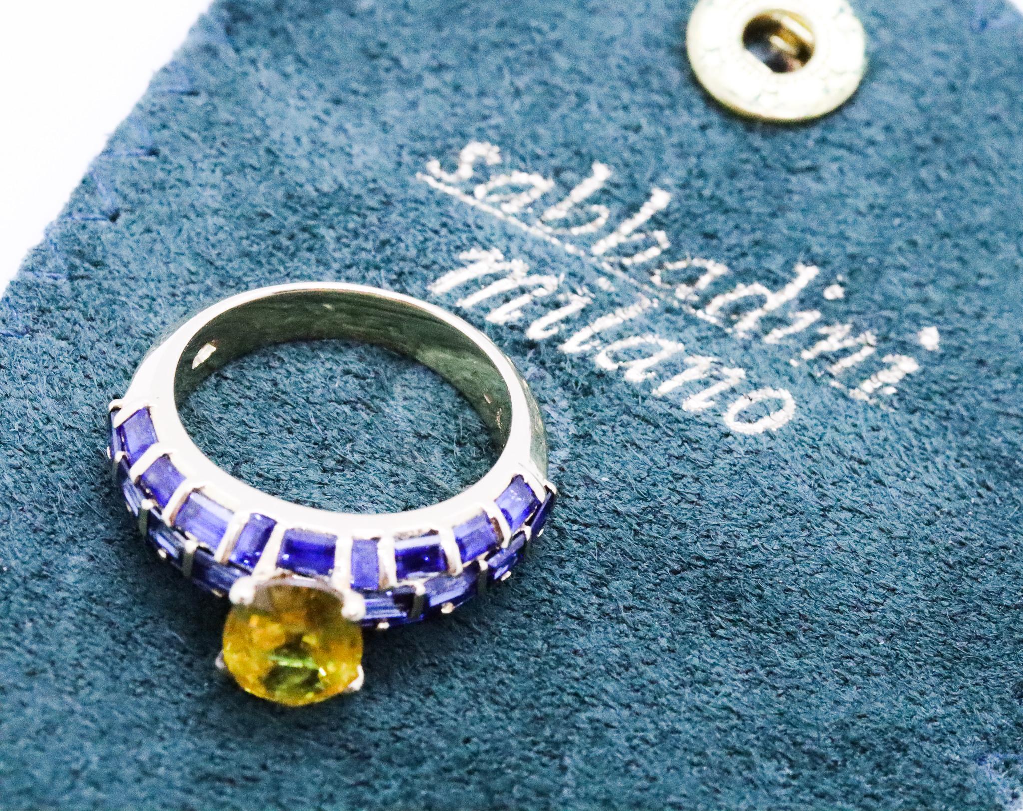 Sabbadini Milano Jeweled Ring 18kt Gold with 4.49 Cts Blue and Yellow Sapphires 4
