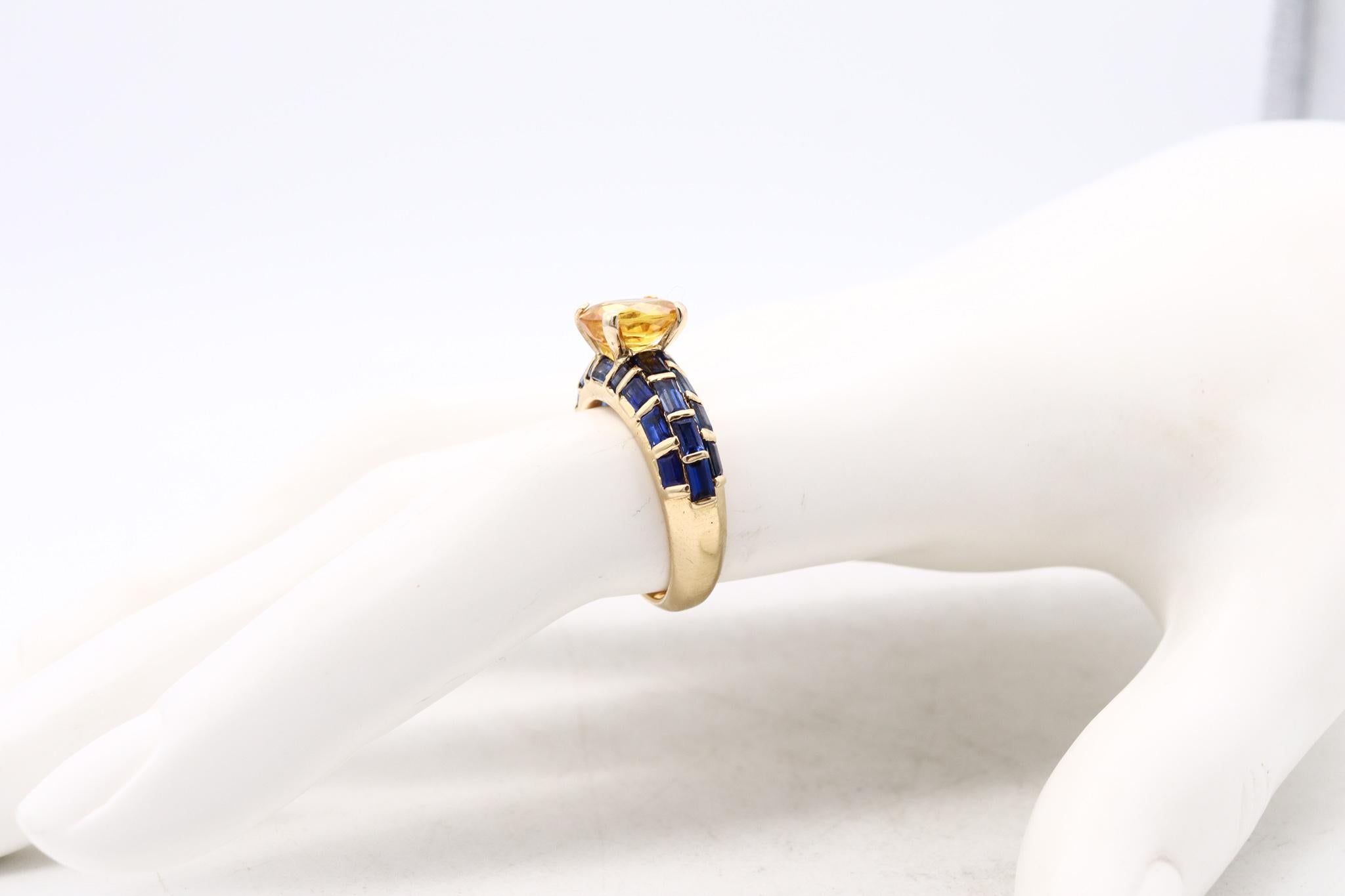 Modern ring designed by Sabbadini.

Colorful classic ring created in Milano, Italy by the exclusive house of Sabbadini. This one-of-a-kind jeweled ring has been crafted in solid yellow gold of 18 karats, with high polished surfaces.

Mounted in the
