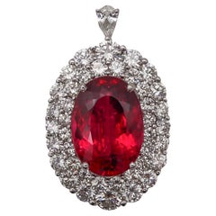 Colgante SABBADINI Milano de platino con 15,61 quilates de diamantes y rubelita