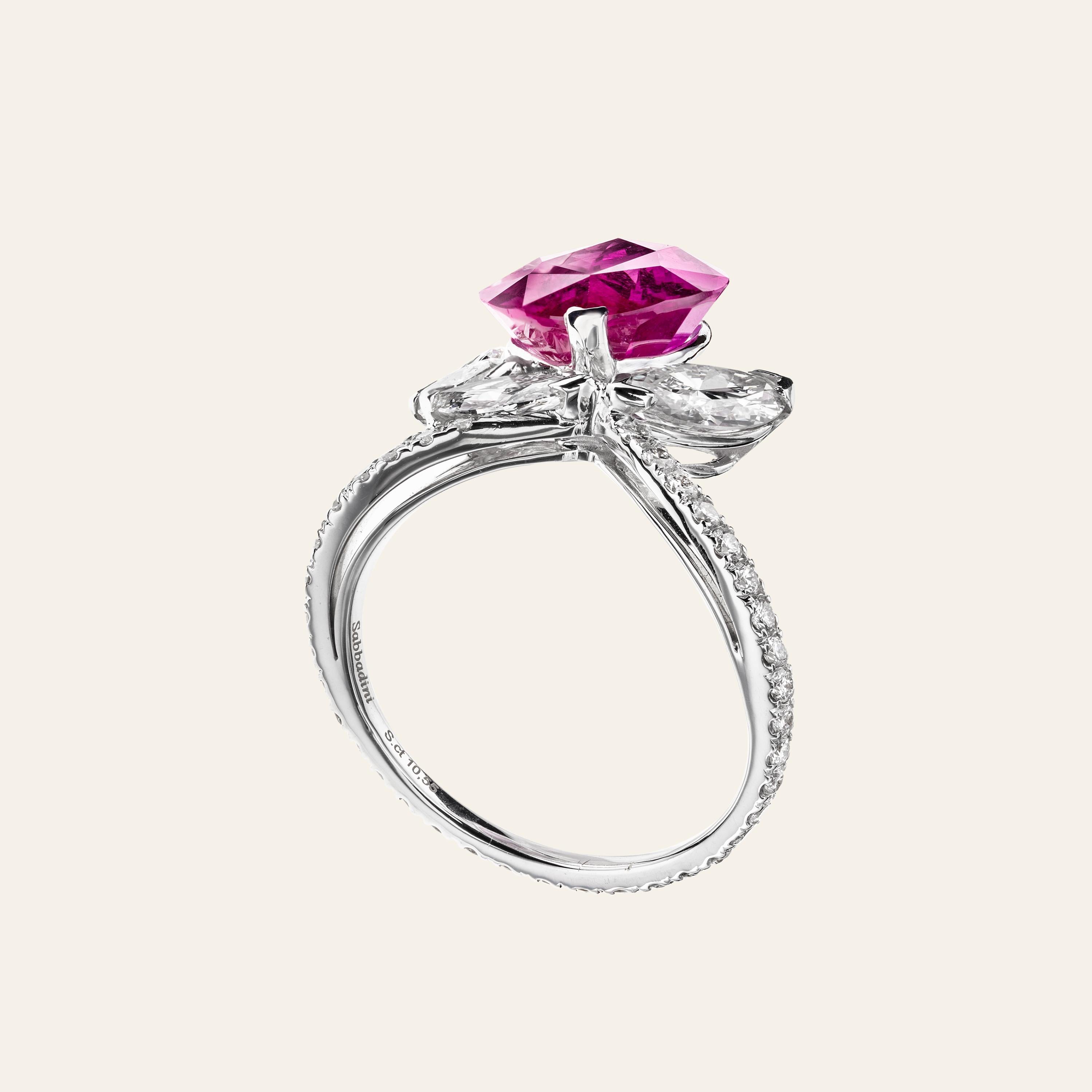 Sabbadini Natural Pink Sapphire and Diamond Ring In New Condition For Sale In Milan, IT