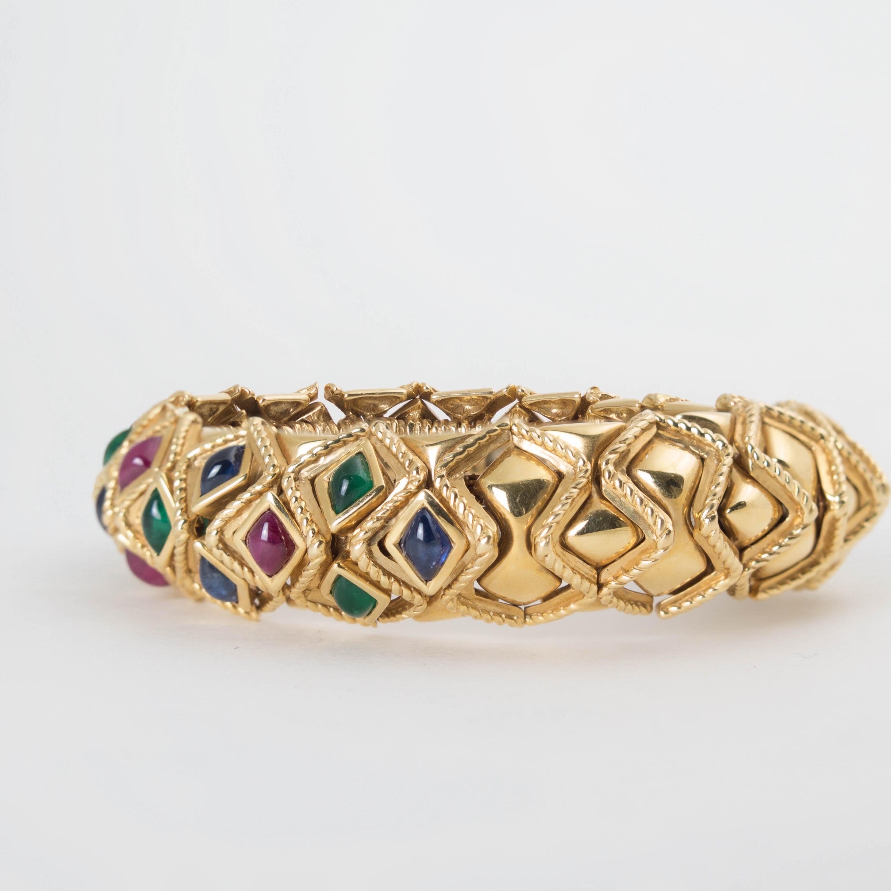 Sabbadini ruby emerald sapphire 18k gold bracelet bangle Unisexe en vente