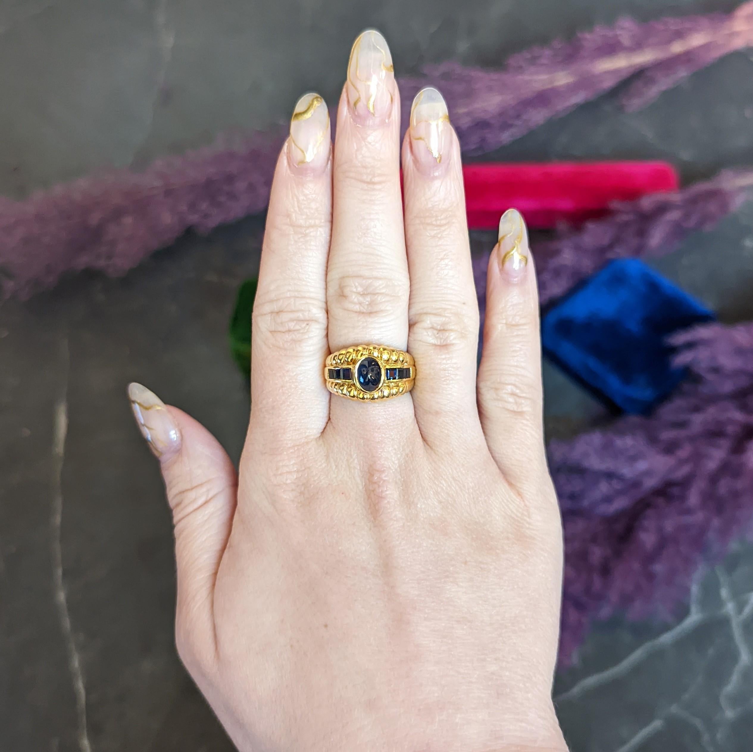 Sabbadini Vintage Sapphire 18 Karat Gold Band Ring 4