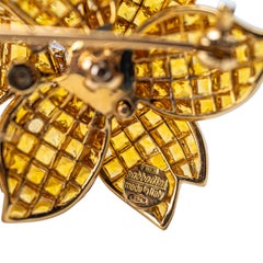 Sabbadini Blumenbrosche mit gelbem Saphir und Diamanten, 18 Karat Gold