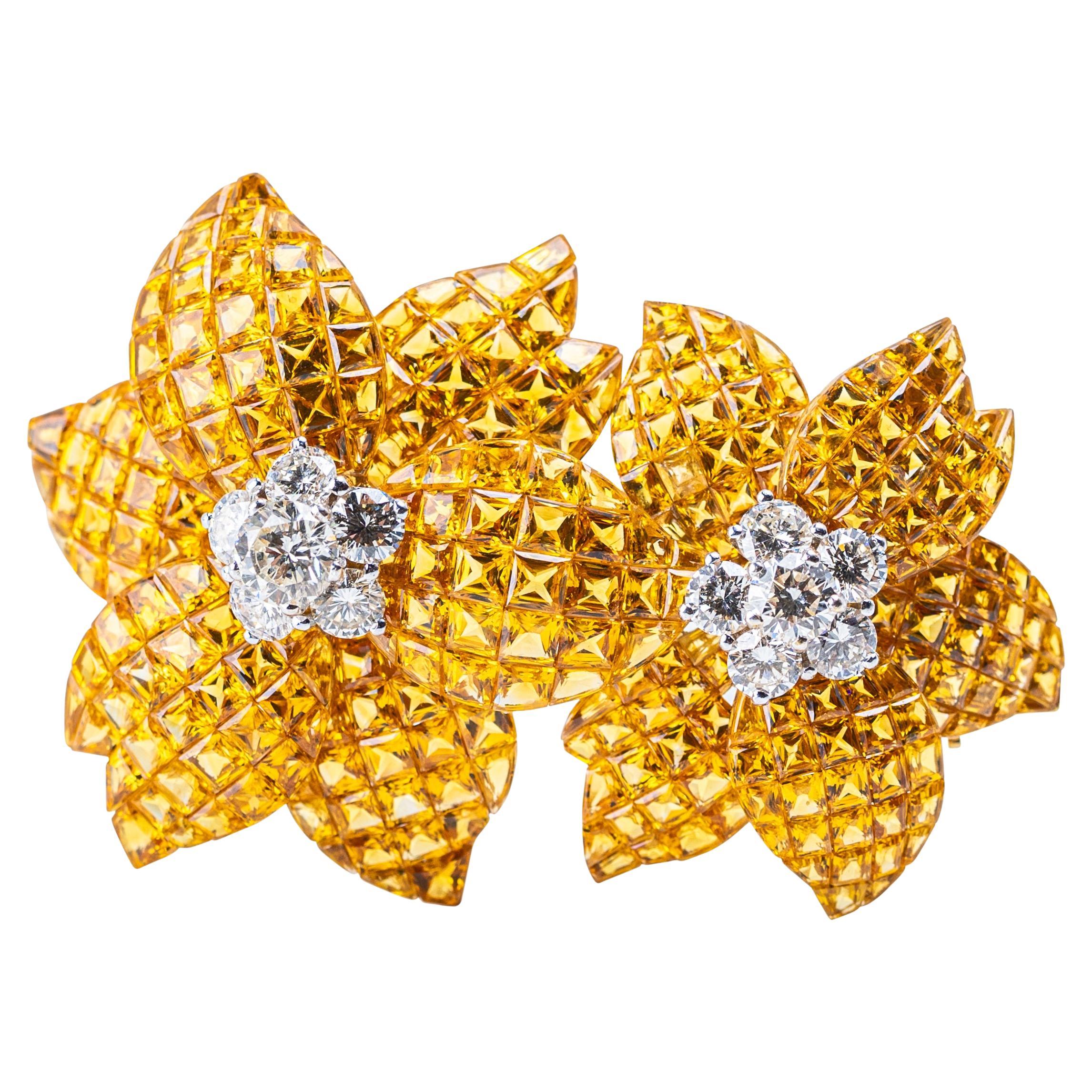 Sabbadini Blumenbrosche mit gelbem Saphir und Diamanten, 18 Karat Gold