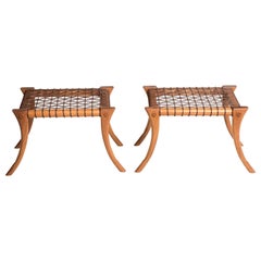 Sgabelli con gambe a sciabola in legno e pelle intrecciata marrone Rivestimento e legno personalizzabili