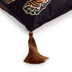 SABER Medium Tassel Velvet Cushion - Noir