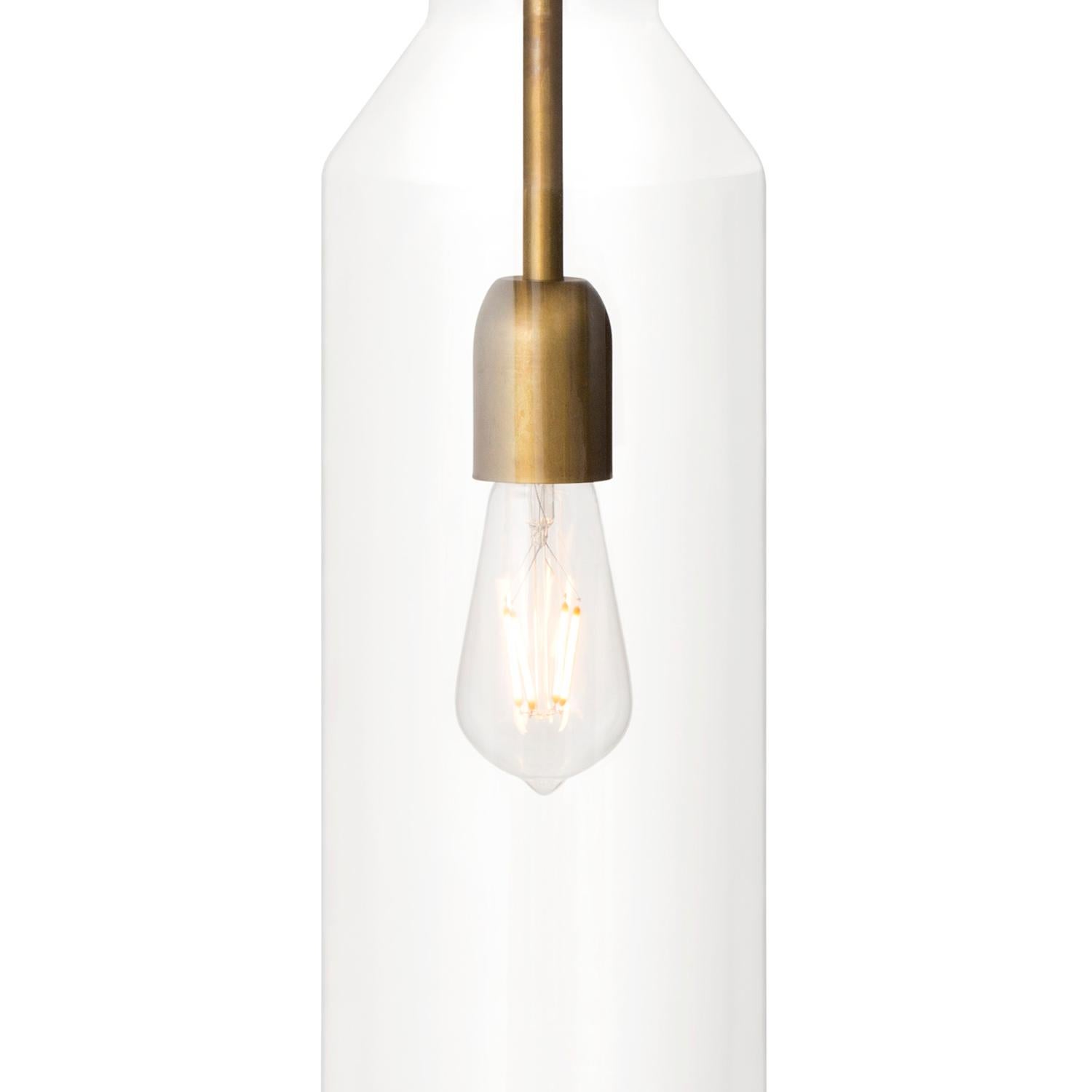 Scandinavo moderno Sabina Grubbeson Fenomen Smal - Lampada da soffitto in ottone di Konsthantverk in vendita