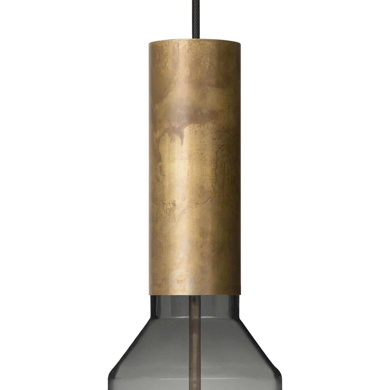 Svedese Sabina Grubbeson Fenomen Smal Rök - Lampada da soffitto in vetro fumé di Konsthantver in vendita