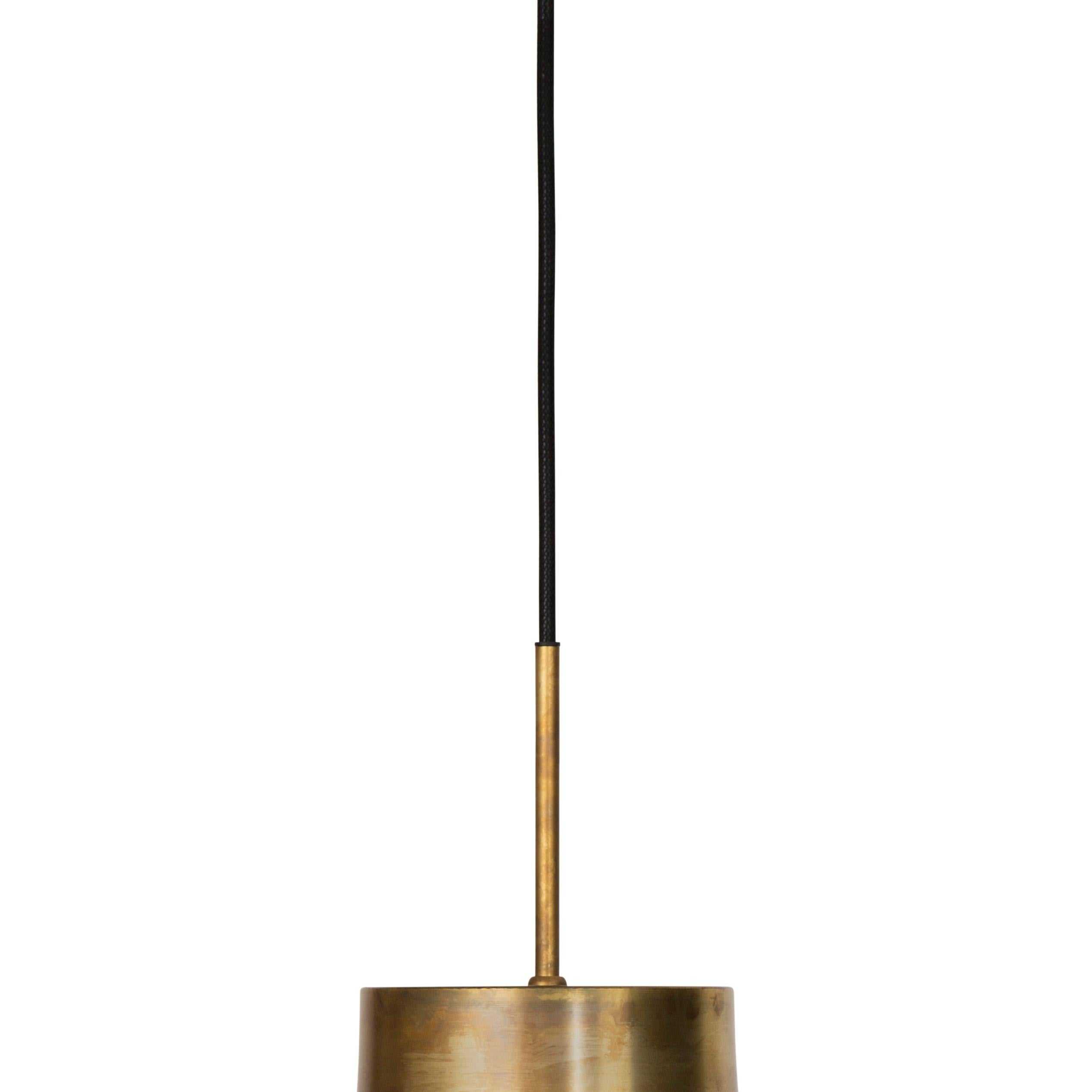 Scandinavian Modern Sabina Grubbeson Fenomen Stor Clear Glass Ceiling Lamp by Konsthantverk For Sale