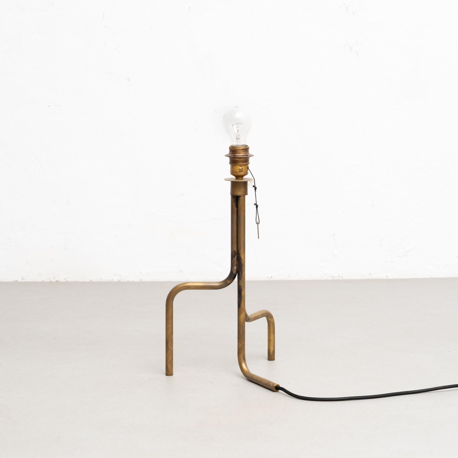 Sabina Grubbeson Raw Brass Strapatz Table Lamp Designed by Konsthantverk In Good Condition For Sale In Barcelona, Barcelona