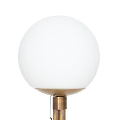 Sabina Grubbeson Strapatz Tischleuchte entworfen von Konsthantverk