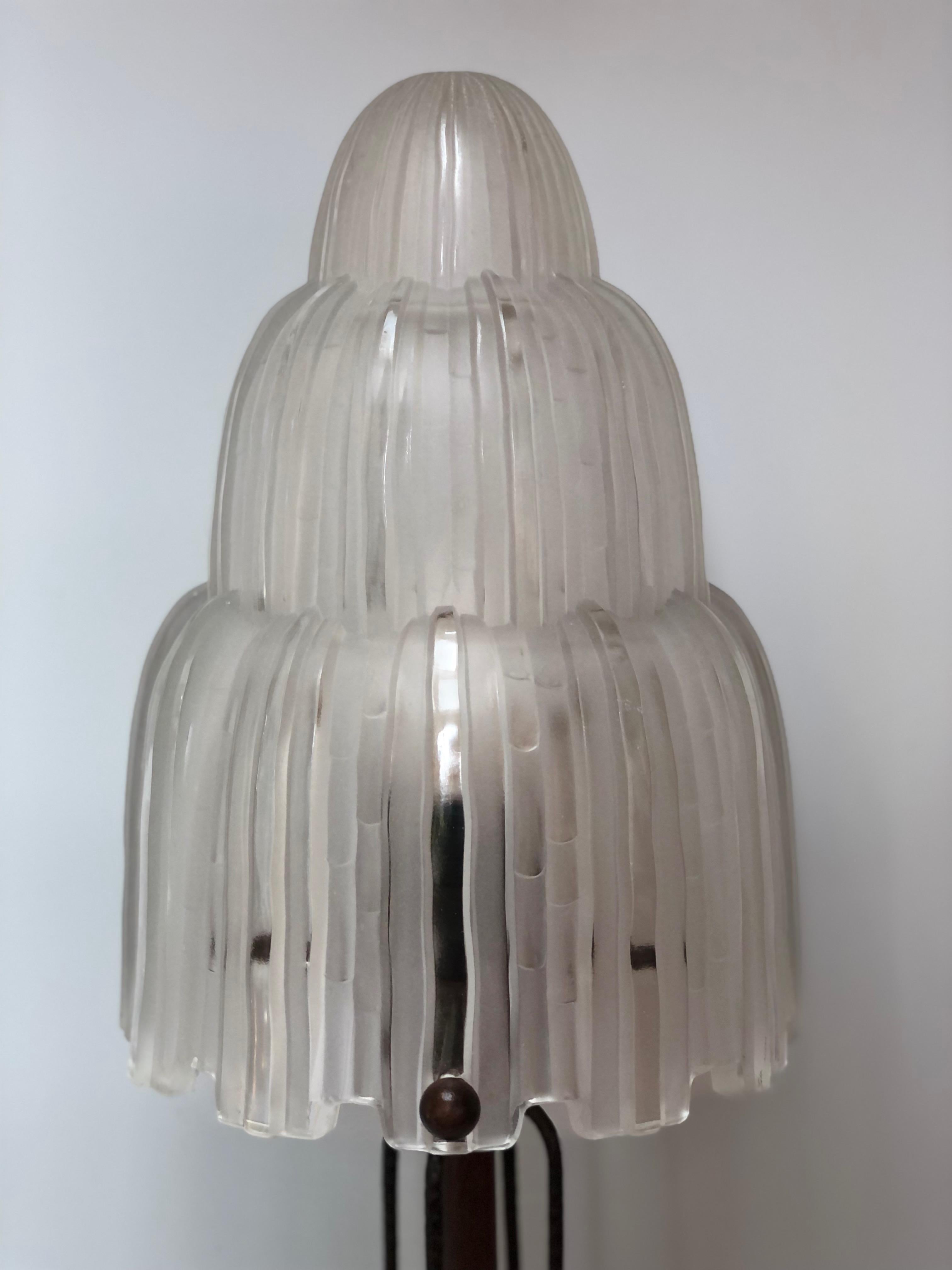 French Sabino Art Deco Waterfall Lamp For Sale