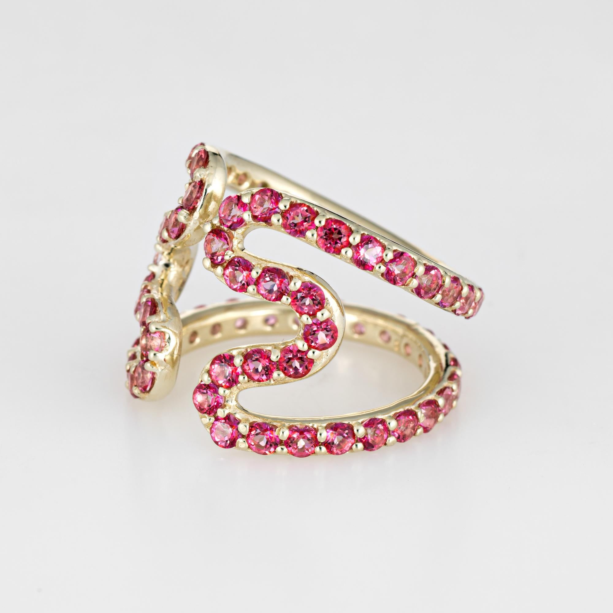 Sabine Getty Rosa Topas Wiggly Ring Estate 18 Karat Gelbgold Wave Jewelry im Zustand „Hervorragend“ im Angebot in Torrance, CA