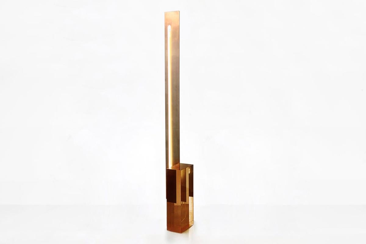 Sabine Marcelis 
Floor lamp/ Standing Lamo 
From the “Rotterdam” series
Manufactured by Sabine Marcelis
Produced in exclusive for SIDE GALLERY
Rotterdam, The Netherlands 2020
Resin, Neon, Metal Plate (+transformer)
bronze brown resin and