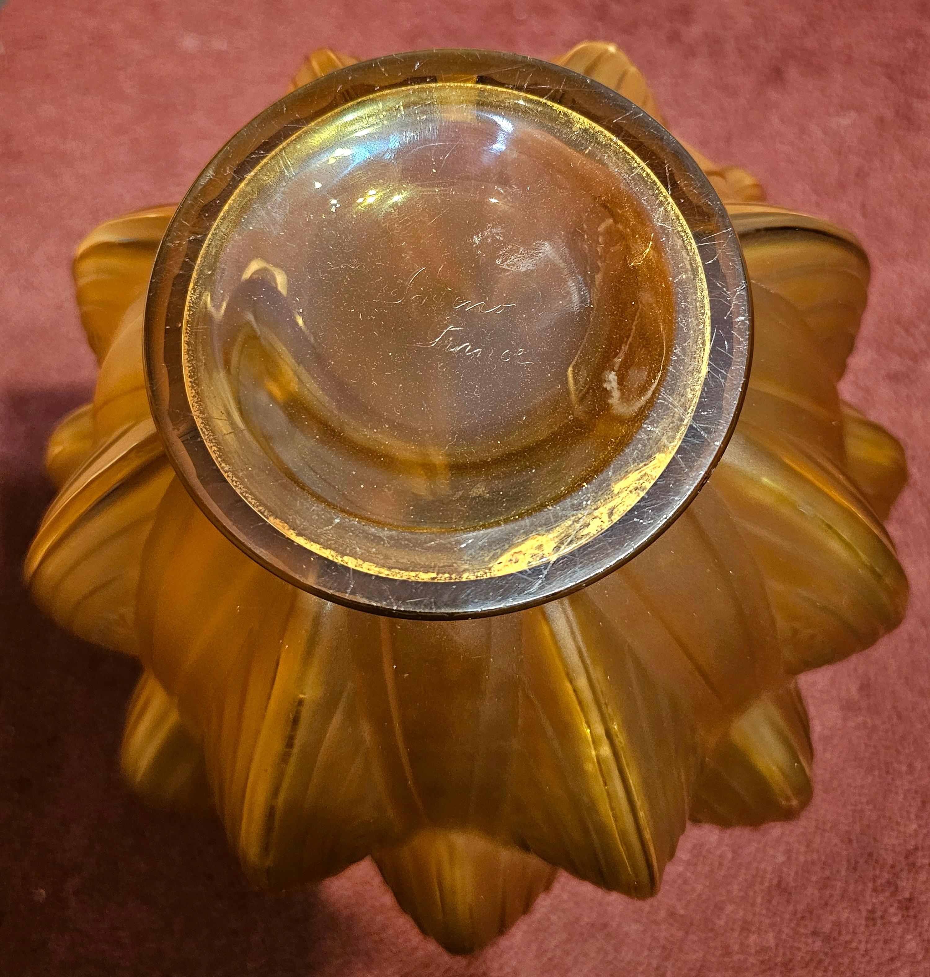 French Art Deco vase from Marius-Ernest Sabino in amber color.
model nr 24 Pirogues ref 14209
signed in the bottom Sabino France. Excellent condition inside and out.
A hole is  prepared for electric cable to transform to a table lamp