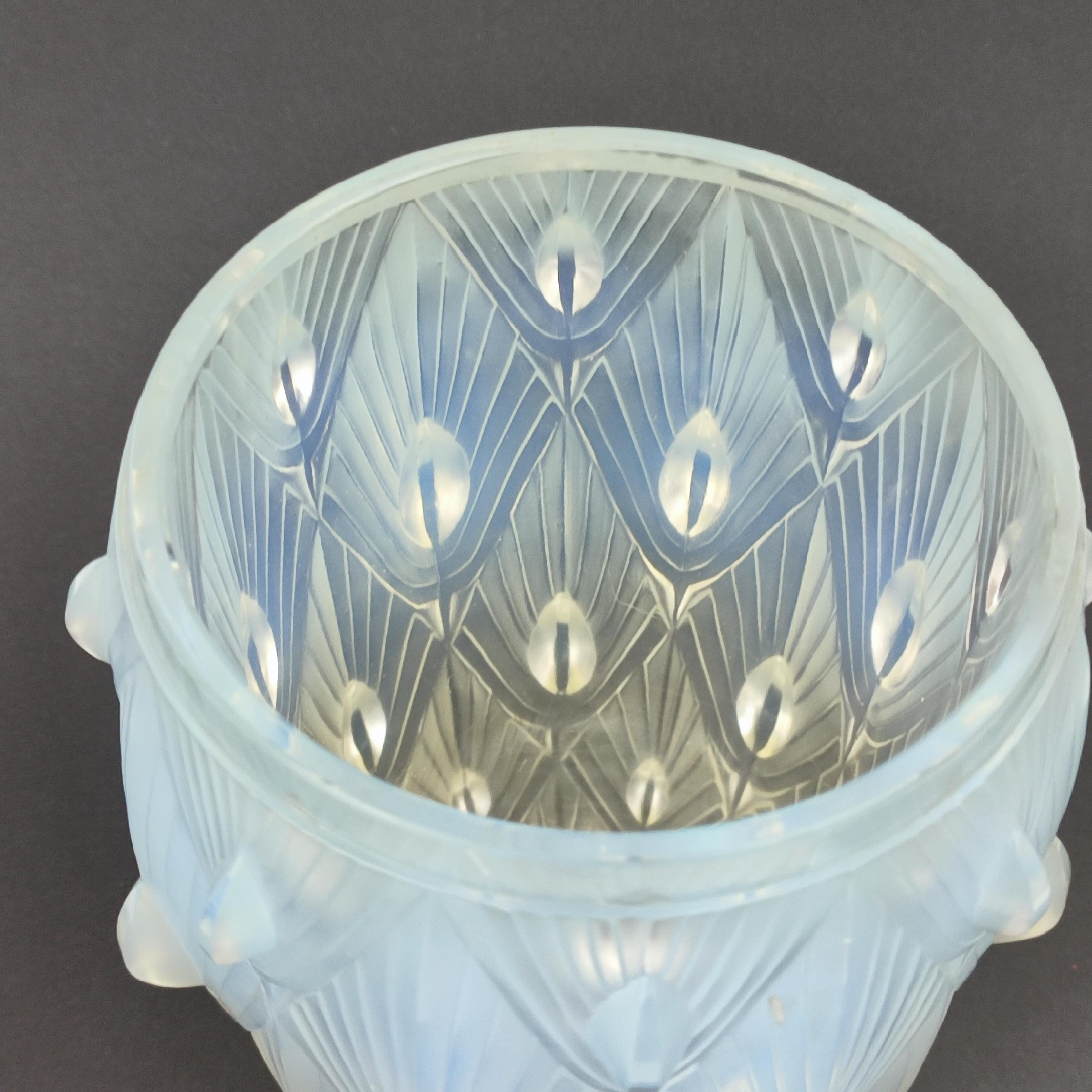 Vaso in vetro opalescente Sabino Art Glass, Francia, 1930 in vendita 4