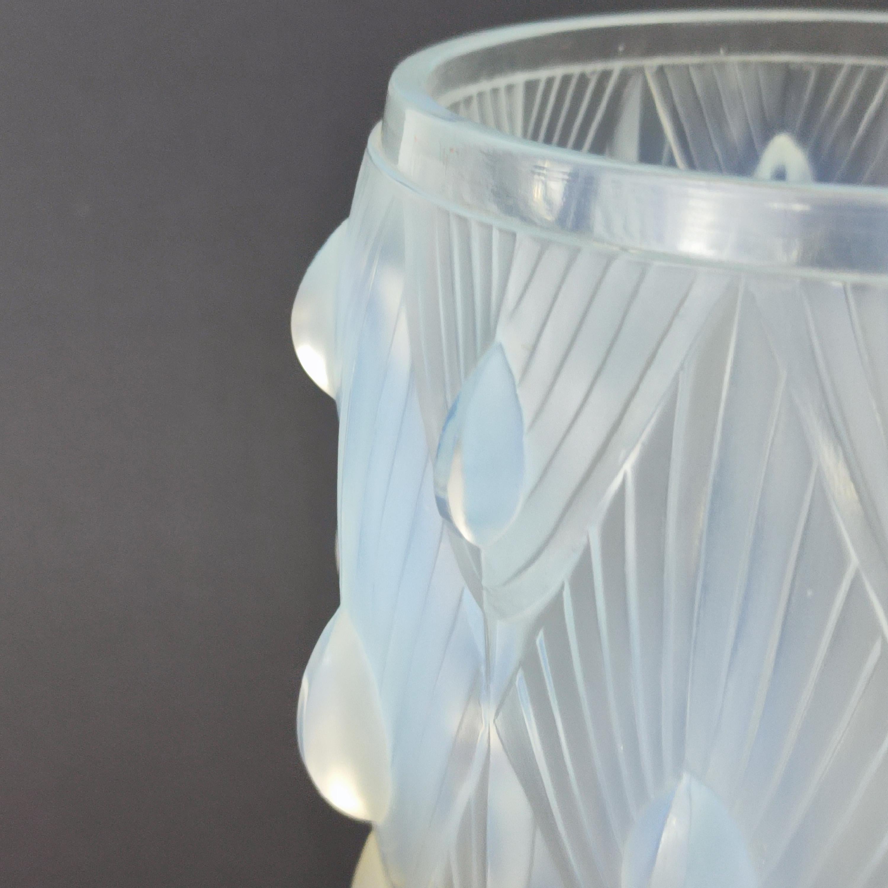 Vaso in vetro opalescente Sabino Art Glass, Francia, 1930 in vendita 6