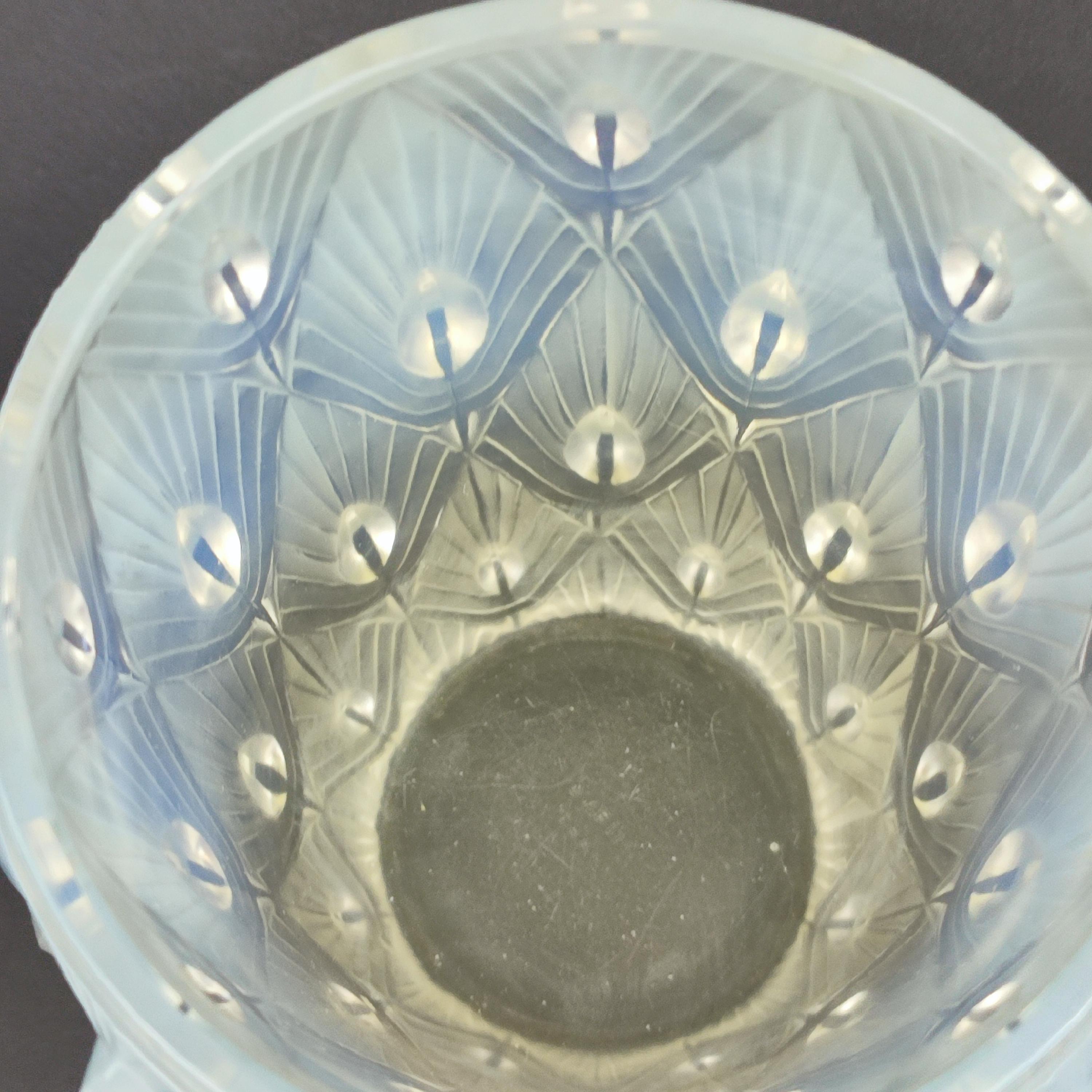 Vaso in vetro opalescente Sabino Art Glass, Francia, 1930 in vendita 7