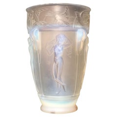 Vintage Sabino Art Deco Opalescent Vase the Dance