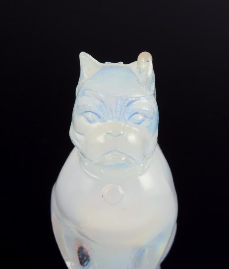 Mid-20th Century Sabino, France. Business card holder with a French bulldog in art glass. For Sale