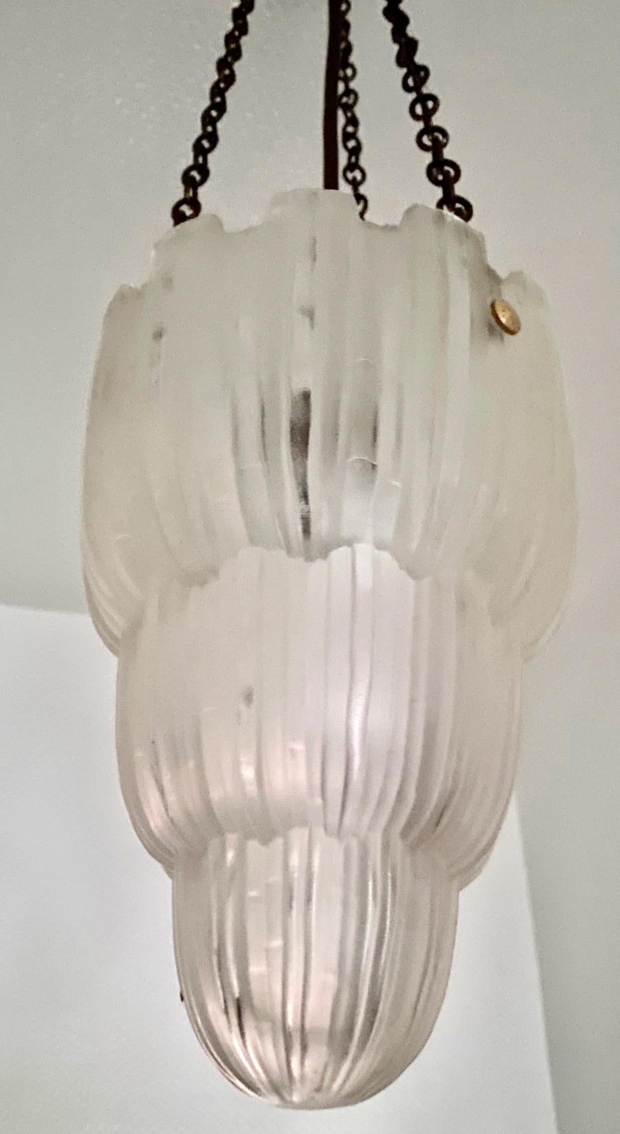Mid-20th Century Sabino French Art Deco Chandelier Ceiling Lamp 1930s For Sale