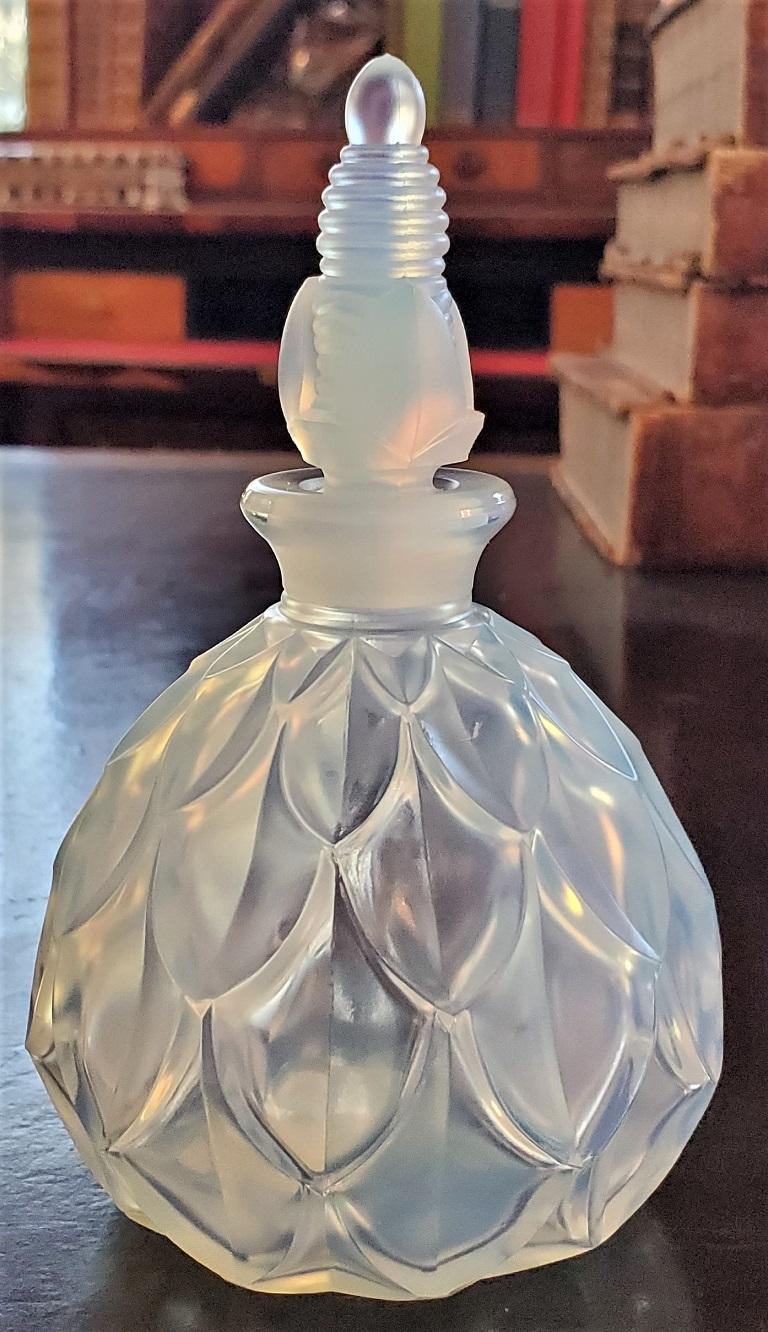20th Century Sabino Petalia Opalescent Art Glass Perfume Bottle