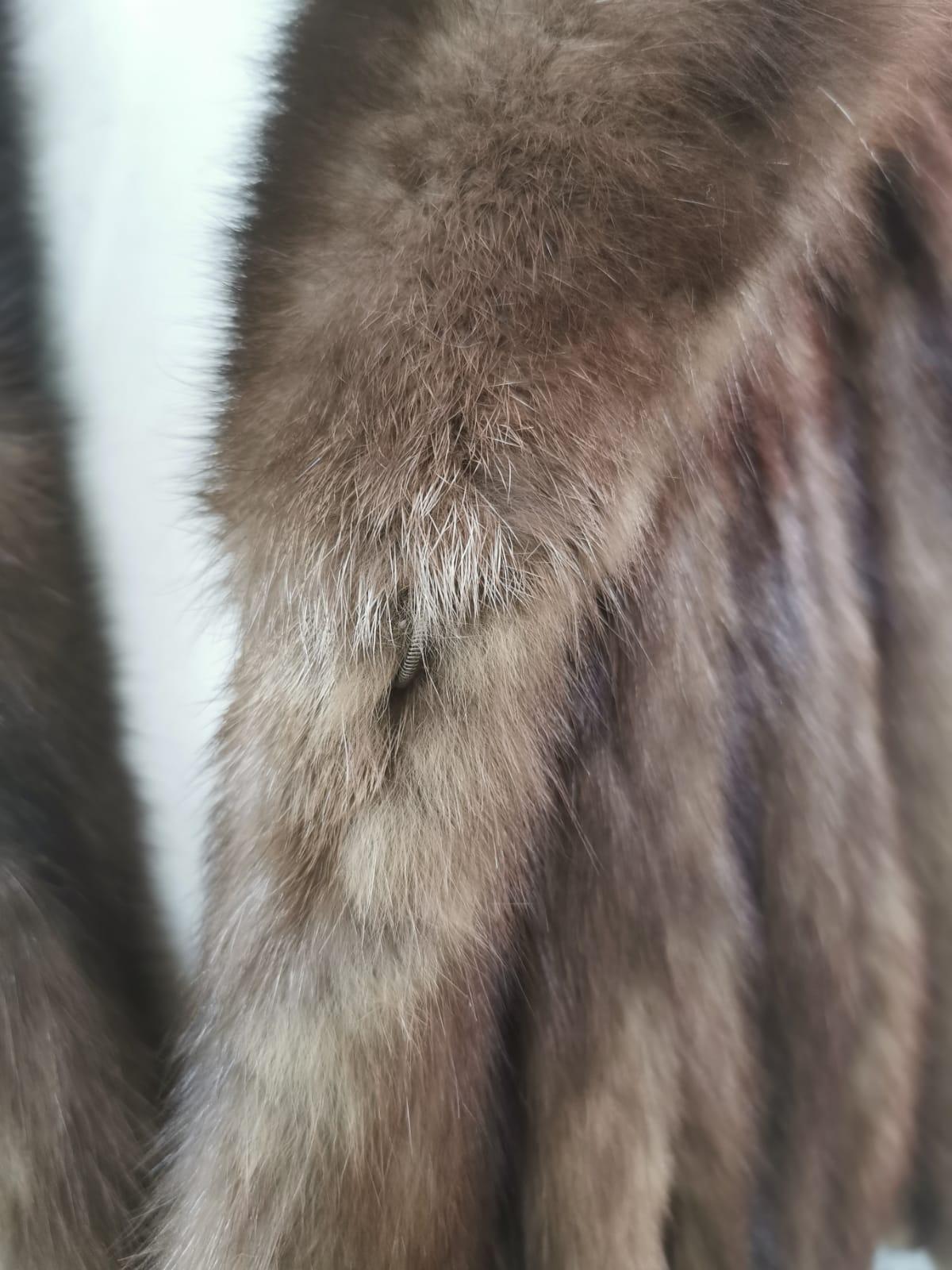 Women's Sable fur coat with a brand new lining size 8
