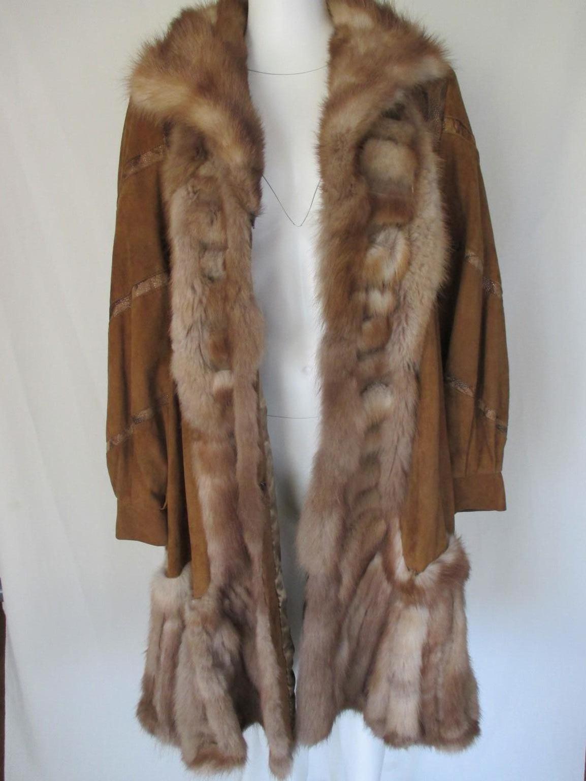 Zobelpelz Swing Coat mit braunem weichem Leder im Angebot 4