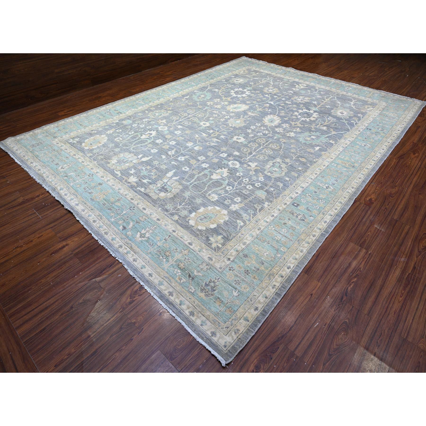 Sabre Grauer handgeknüpfter orientalischer Teppich aus reiner Wolle in Peshawar Mahal-Design 10'2