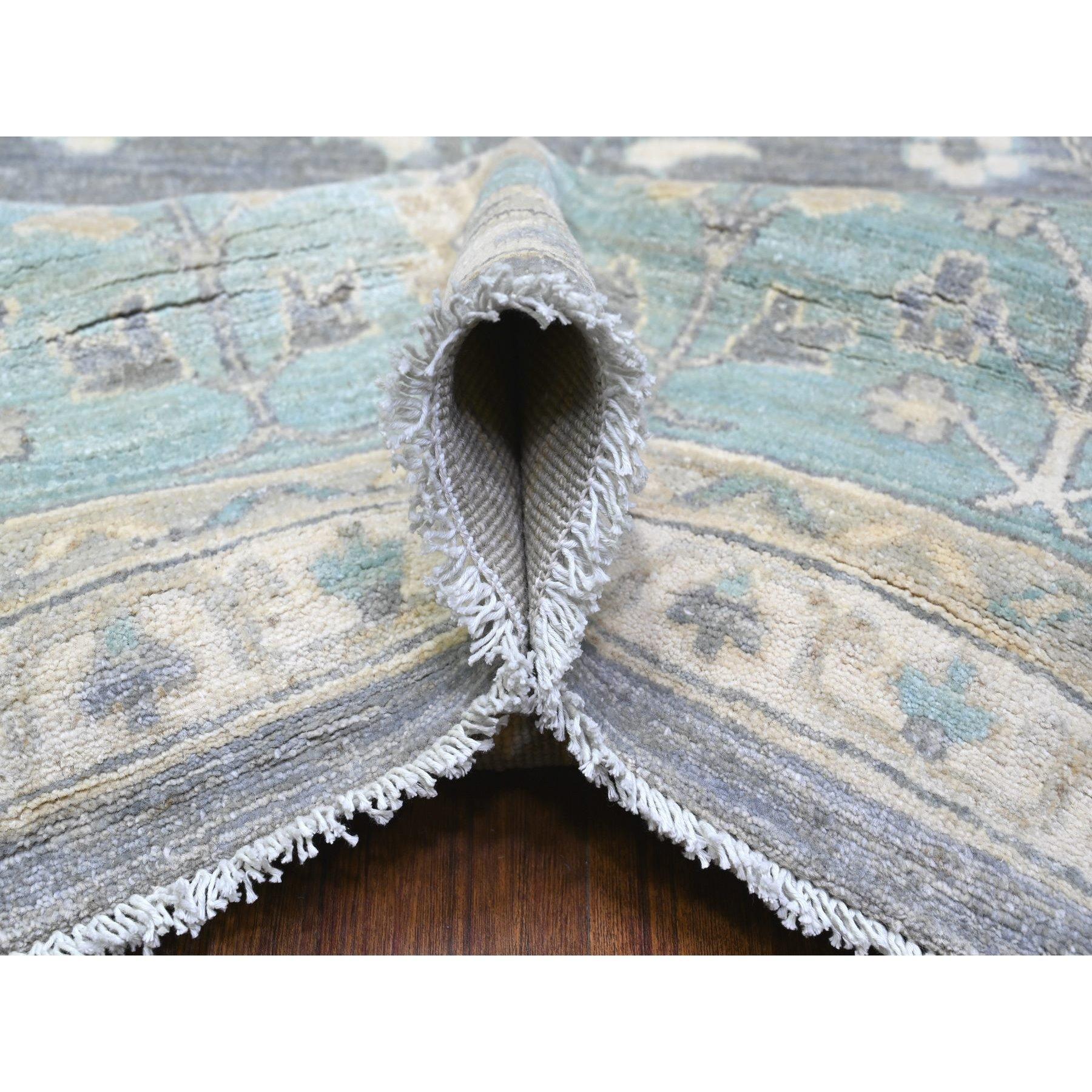 Sabre Grauer handgeknüpfter orientalischer Teppich aus reiner Wolle in Peshawar Mahal-Design 10'2