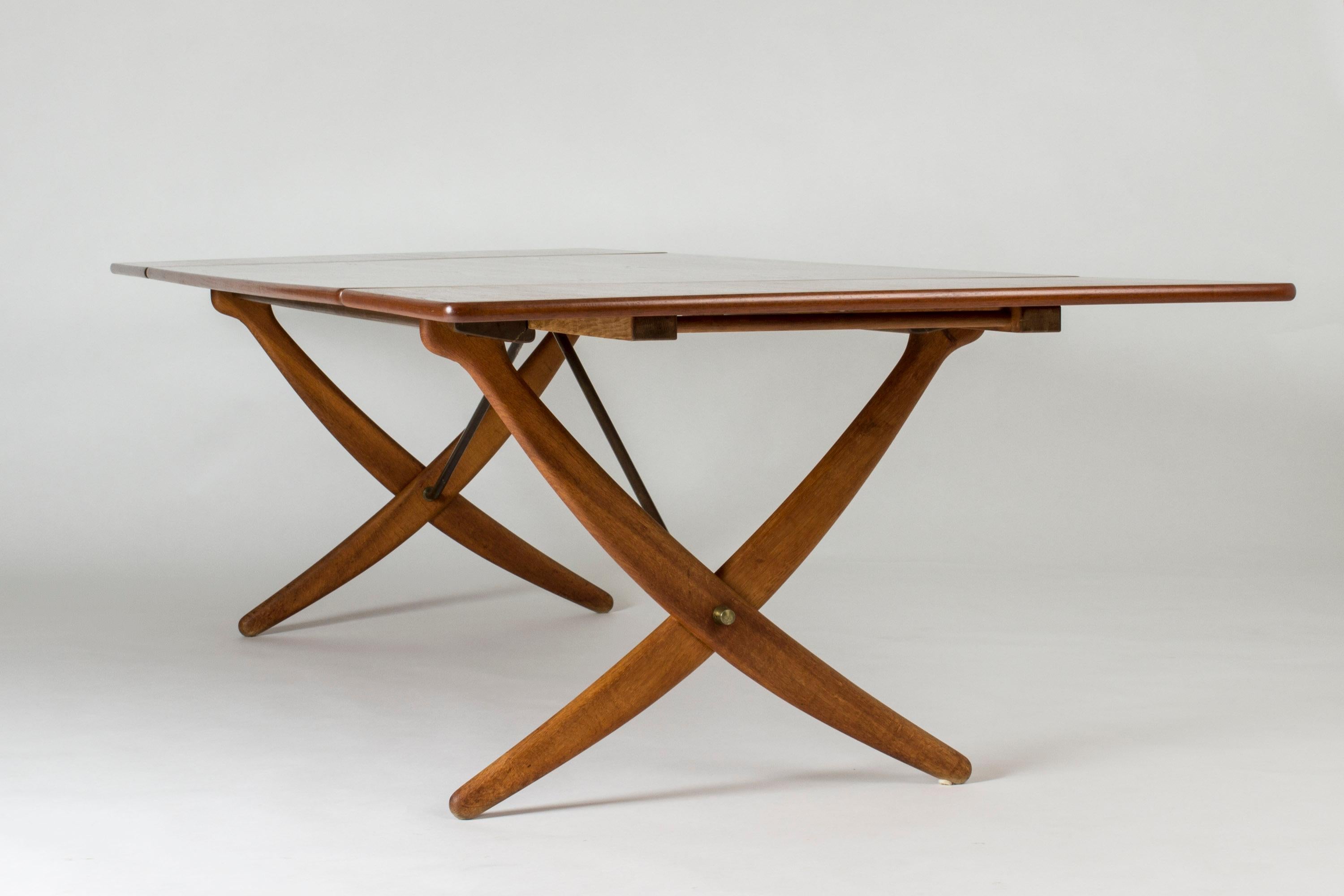 Mid-20th Century “Sabre Leg” Dining Table by Hans J. Wegner