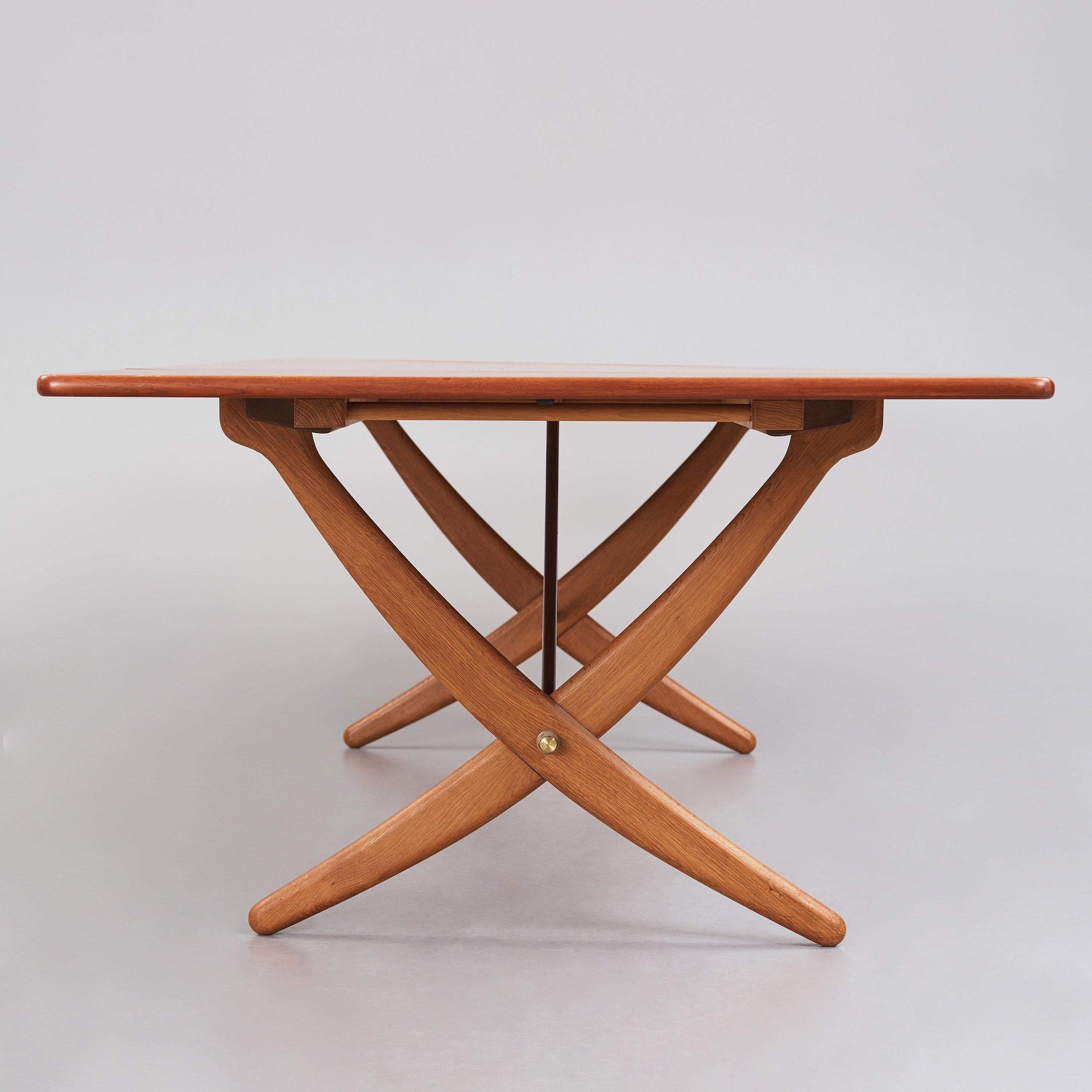 Danish Modern Sabre Table Model AT-314 by Hans Wegner, 1950's For Sale 7