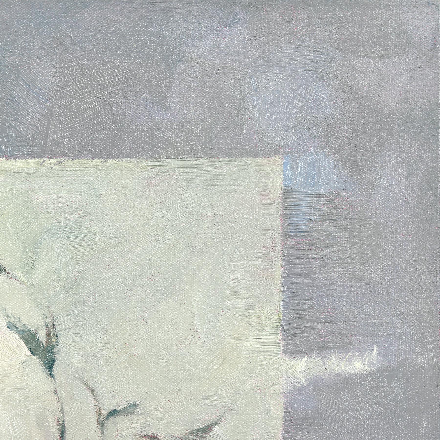 Breath of the Peonies di Sabrina Zhou, un dipinto a olio su tela di 24 pollici quadrati, irradia eleganza e grazia grazie all'armoniosa rappresentazione di una vibrante composizione floreale. Conosciuta per la sua celebre maestria nella pittura di