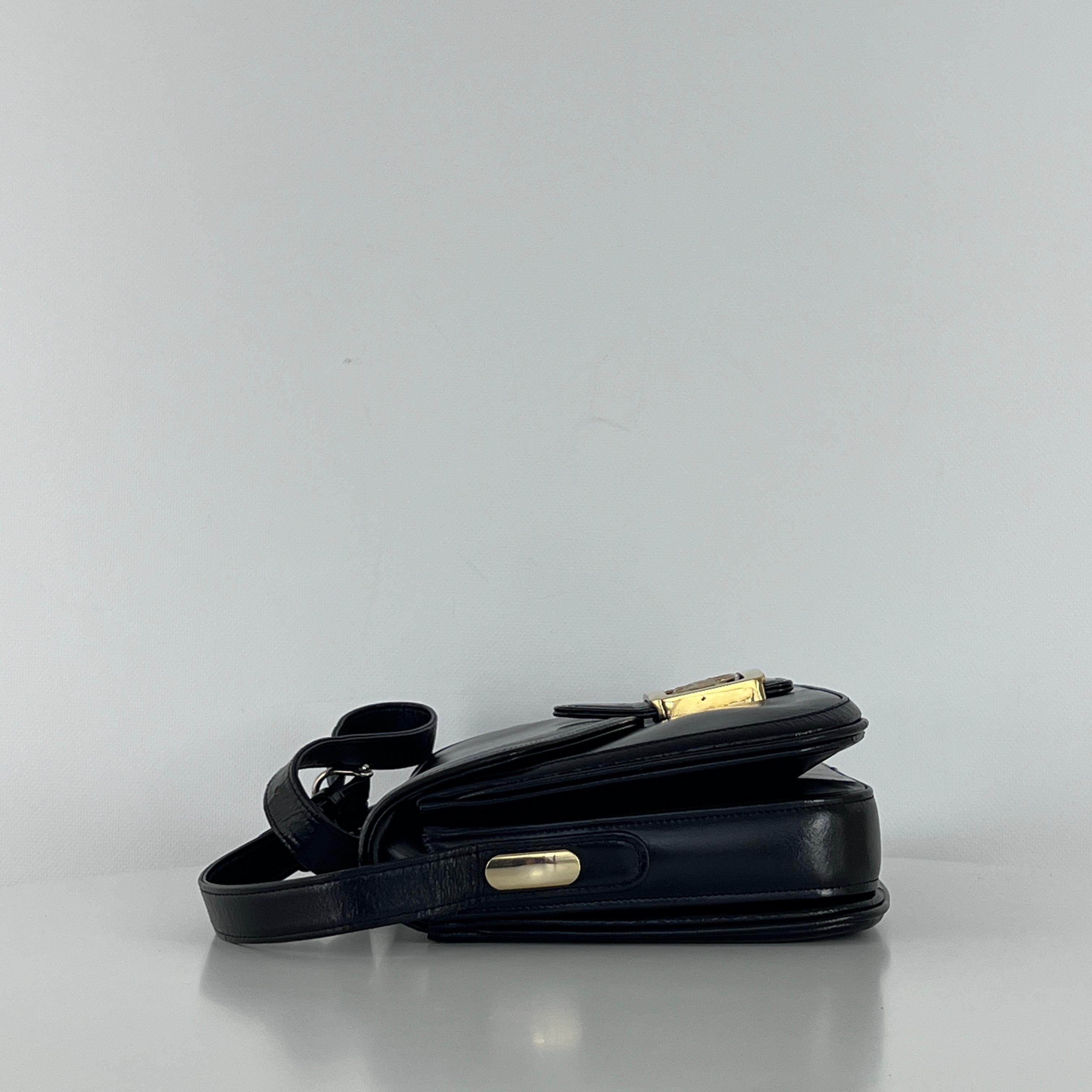 Sac à main CELINE Triomphe cuir noir 1990-1999 in vendita 6