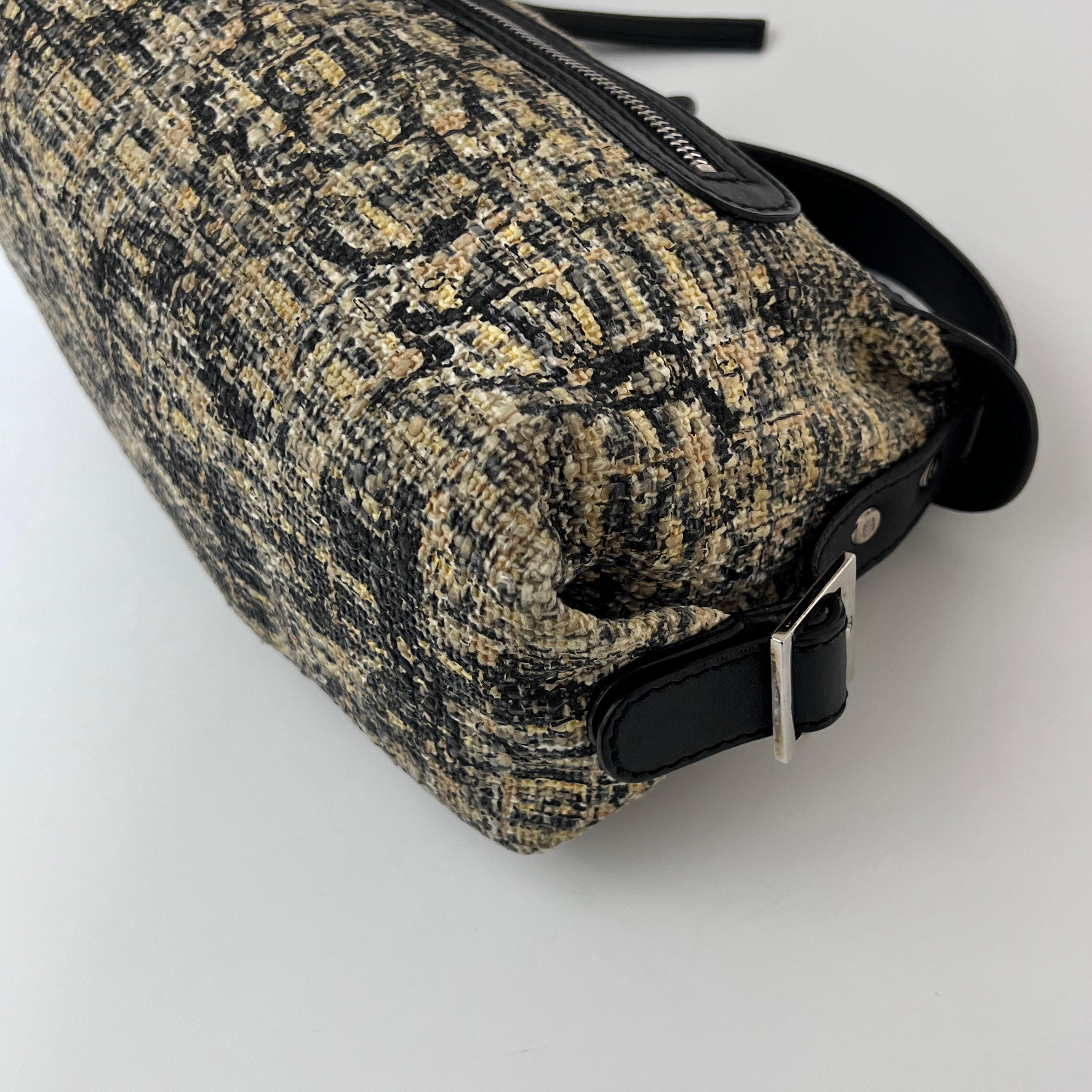 Sac à main Chanel Hobo Tweed Small tweed et cuir noir 2005-2006 in vendita 8