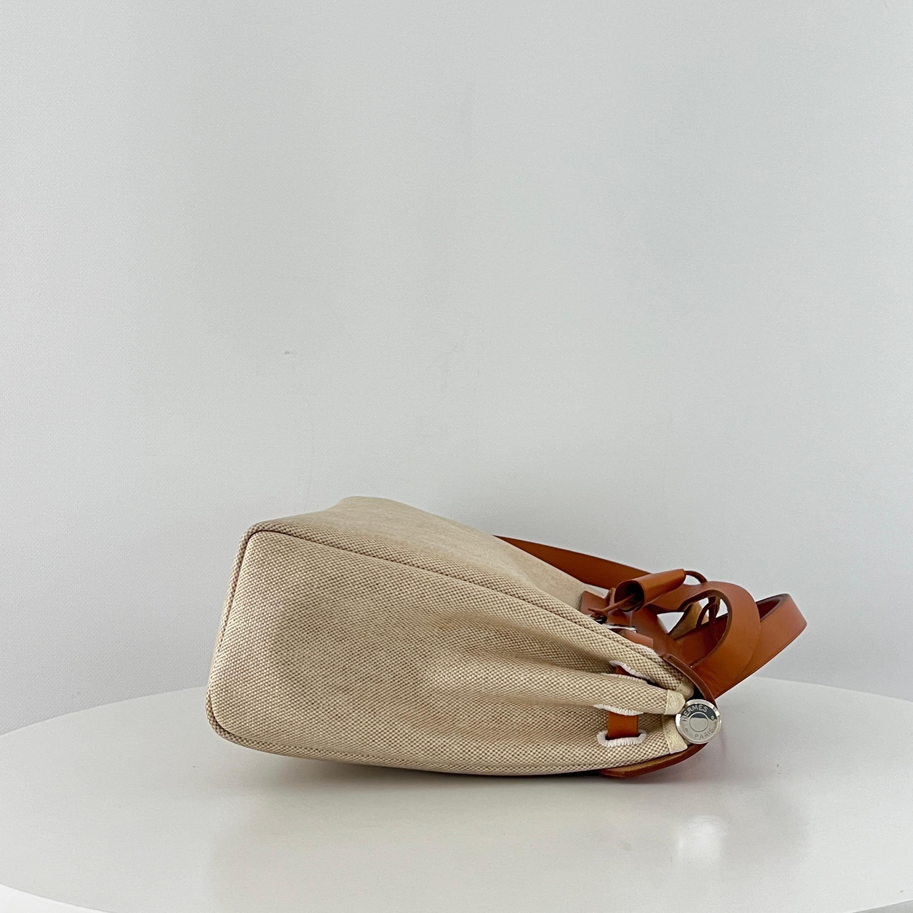 Sac à main HERMÈS Herbag 31 toile et cuir marron 2001 in vendita 1