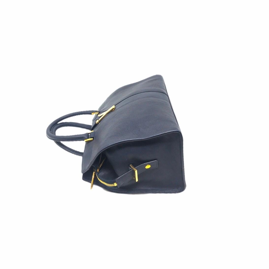 Women's or Men's Sac Bag SAINT LAURENT Y line Bag, 2015 For Sale