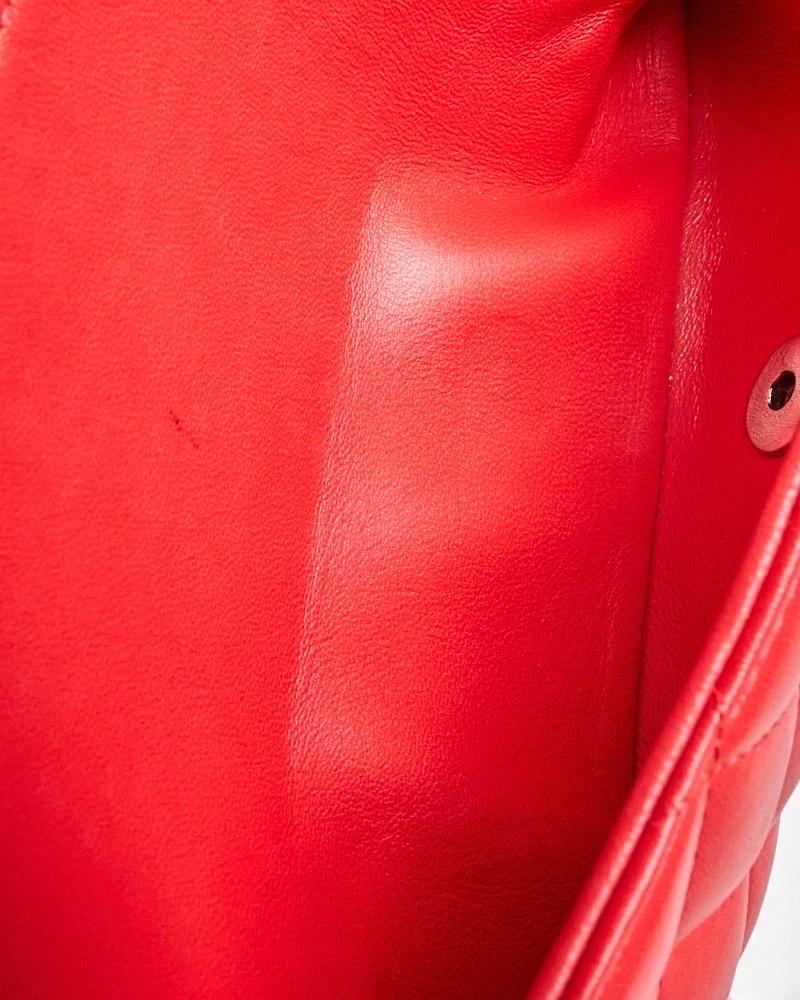 Handtasche Fendi mini aus marronem Leder mit silbernen Verzierungen. Er ist mit einer im Angebot 9