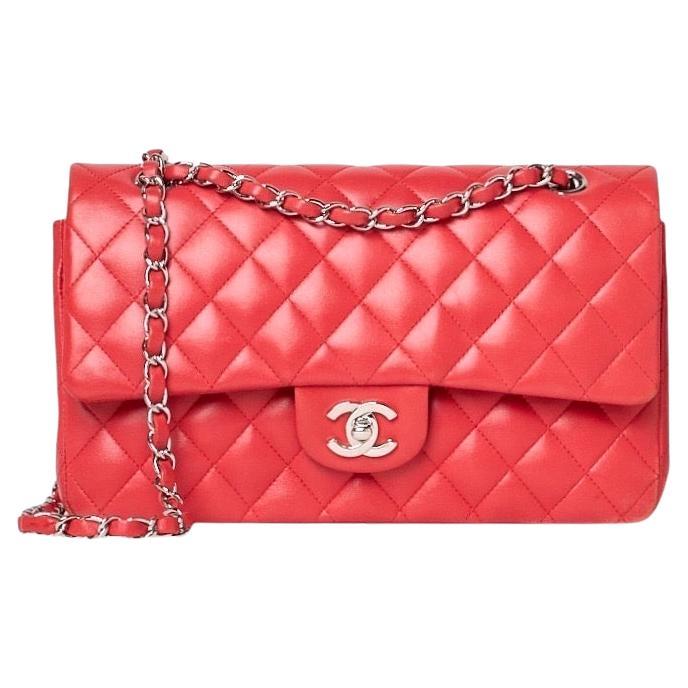 Handtasche Fendi mini aus marronem Leder mit silbernen Verzierungen. Er ist mit einer im Angebot