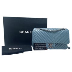 Sac Chanel ClassIque Timeless chevron bleu