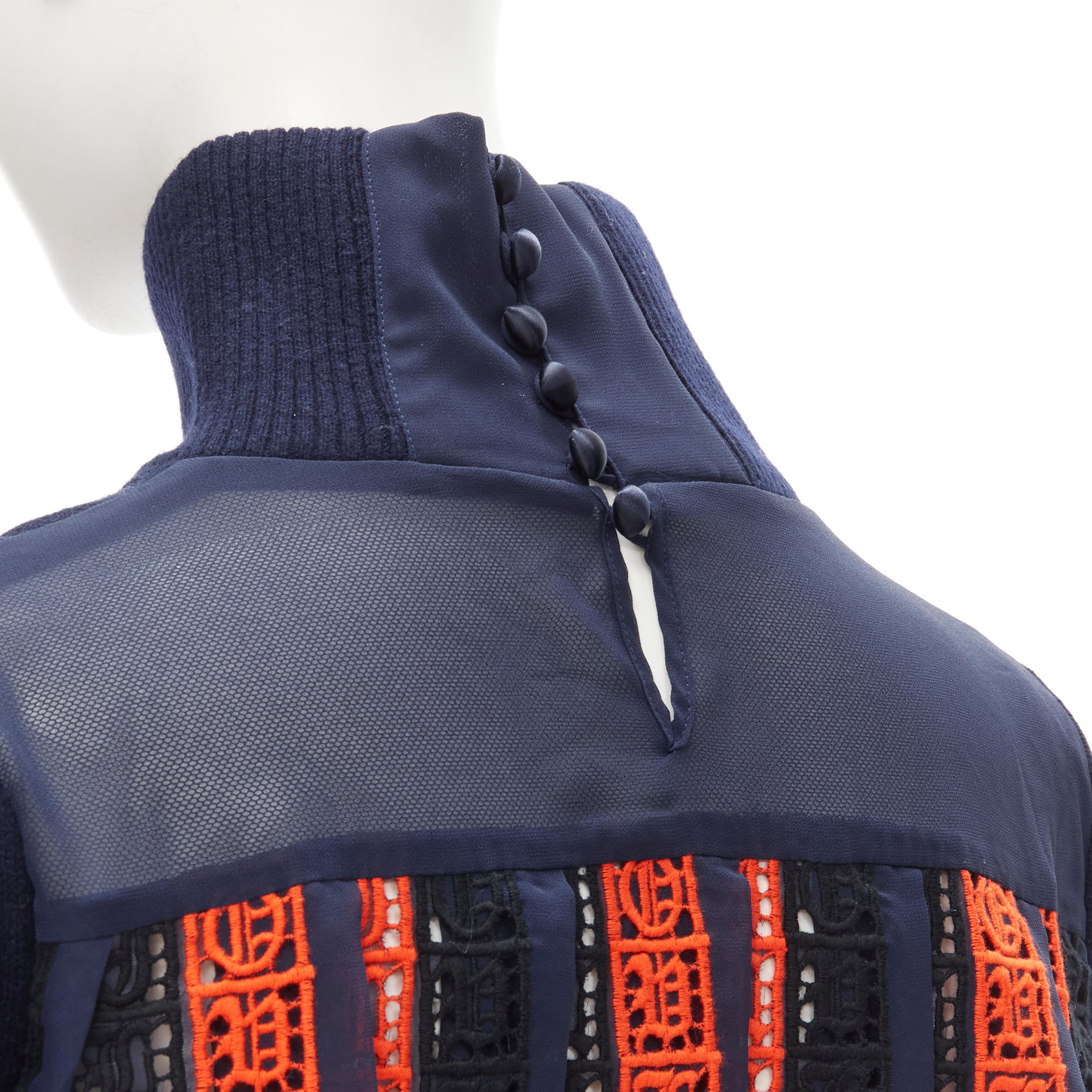 SACAI 100% wool navy red striped embroidery anglais flared turtleneck JP1 S In Excellent Condition For Sale In Hong Kong, NT