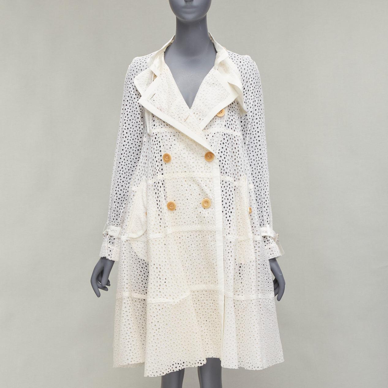 SACAI 2012 cream eyelet embroidery anglais double breast belted flared coat JP3 In Excellent Condition For Sale In Hong Kong, NT