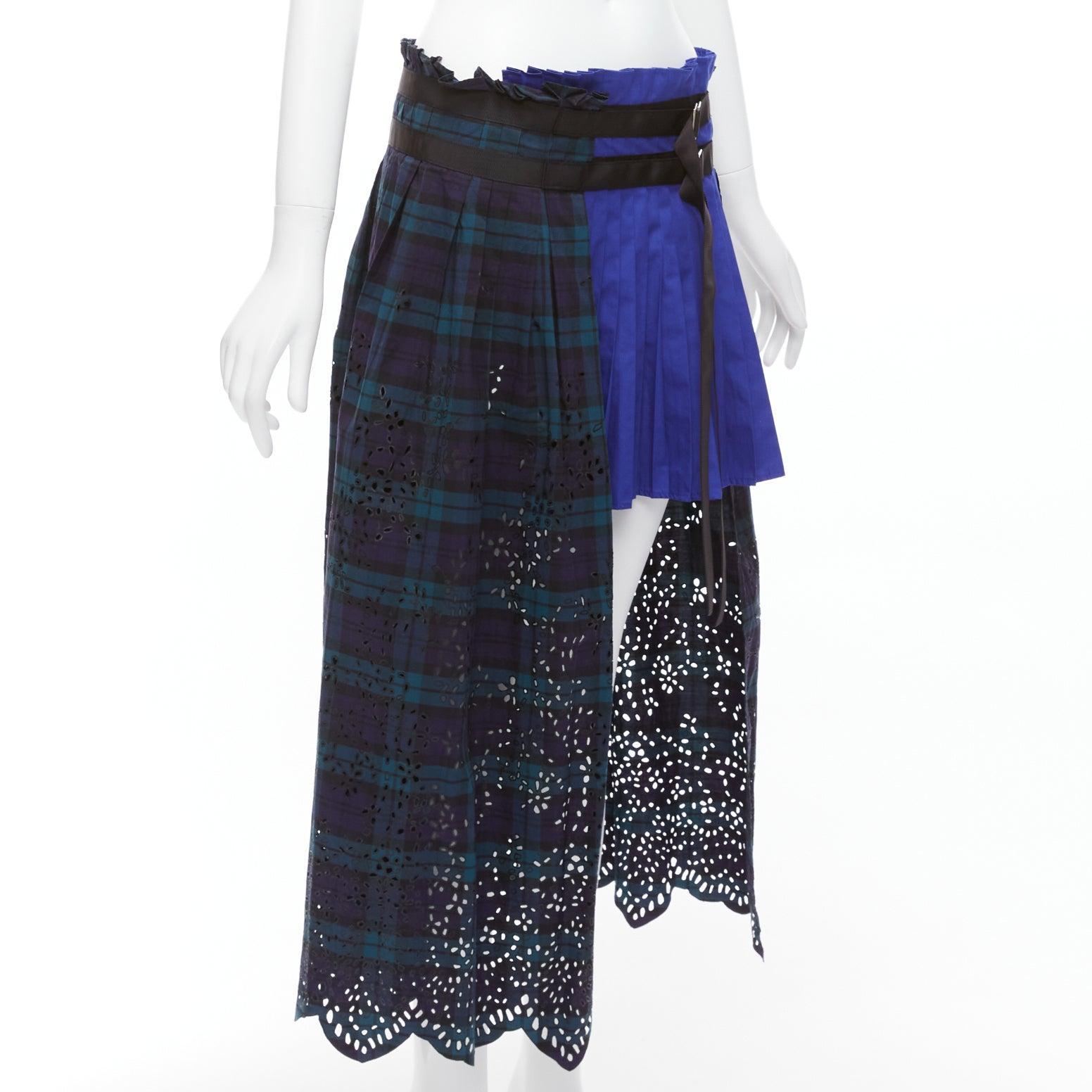 SACAI 2015 blue green plaid cotton eyelets lace asymmetric wrap skirt JP3 L In Excellent Condition For Sale In Hong Kong, NT