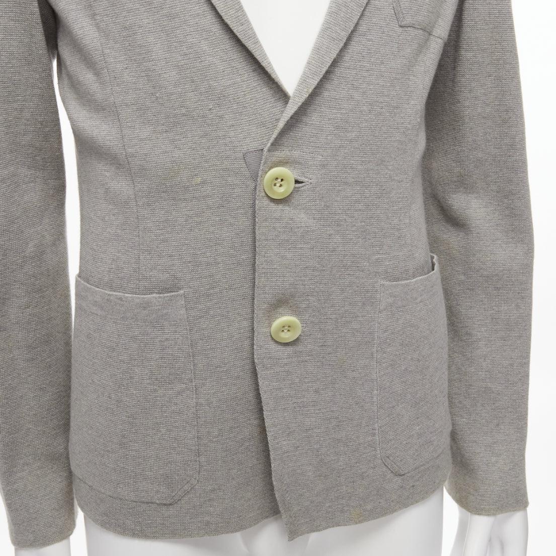 SACAI 2015 light grey cotton contrast collar knitted blazer jacket JP2 M
Reference: YNWG/A00185
Brand: Sacai
Designer: Chitose Abe
Collection: 2015
Material: Cotton
Color: Grey
Pattern: Solid
Closure: Button
Extra Details: Contrasting woven detail