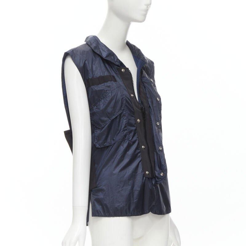 Chaleco SACAI 2015 azul marino con cremallera de grosgrain y bolsillos técnicos de nailon S en Excelente estado para la venta en Hong Kong, NT