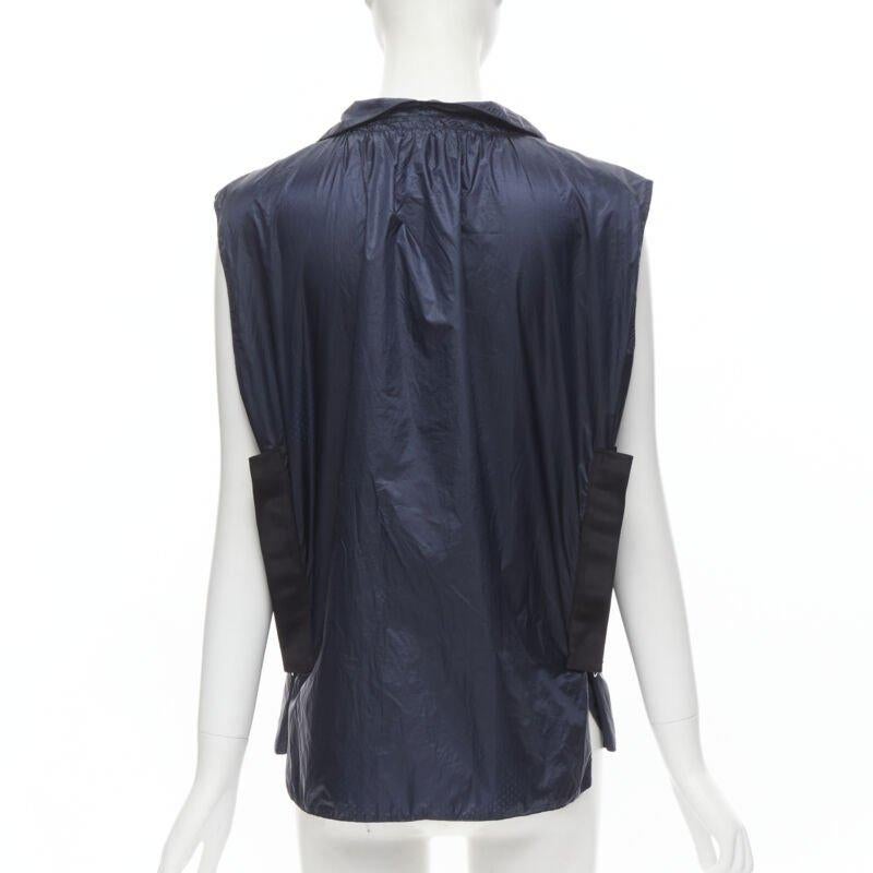 Chaleco SACAI 2015 azul marino con cremallera de grosgrain y bolsillos técnicos de nailon S en venta 1
