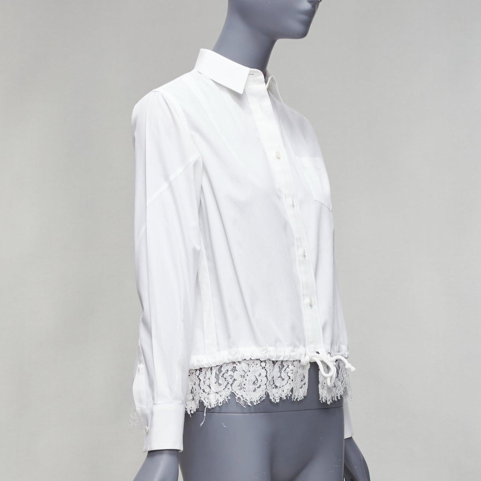 SACAI 2015 white floral lace hem bungee cord pocketed cropped shirt JP1 S In Good Condition For Sale In Hong Kong, NT