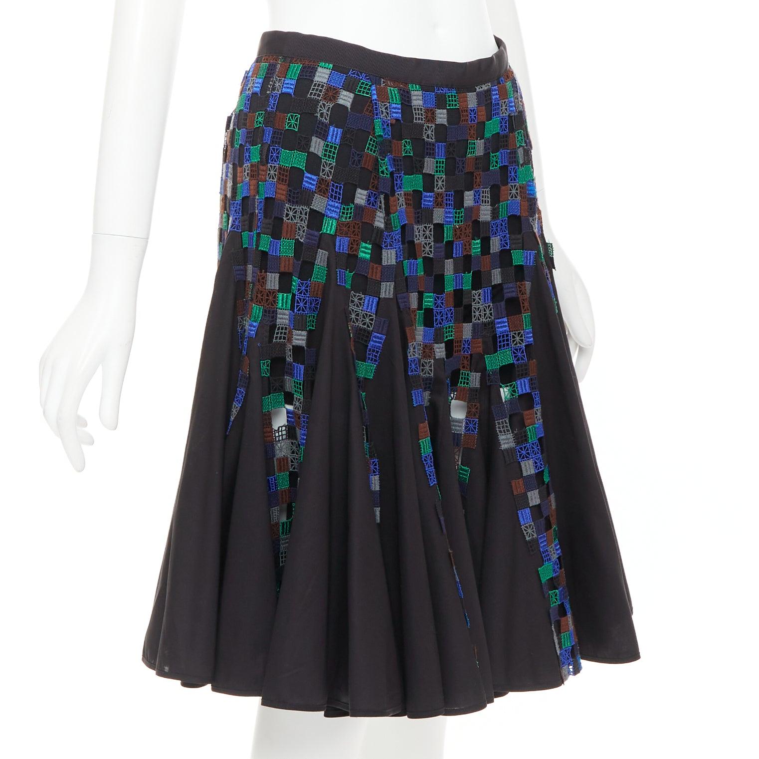 SACAI 2016 blue green square eyelet embroidery cotton blend flared skirt JP1 S Negro en venta