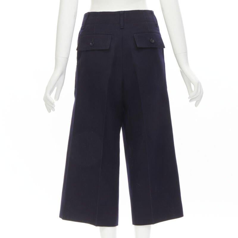 De las mujeres SACAI 2016 lana azul marino con ojales dorados y tachuelas Pantalón culotte de pernera ancha JP2 M en venta