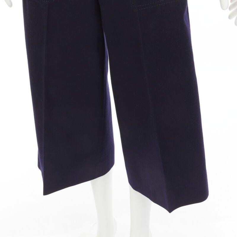 SACAI 2016 lana azul marino con ojales dorados y tachuelas Pantalón culotte de pernera ancha JP2 M en venta 3